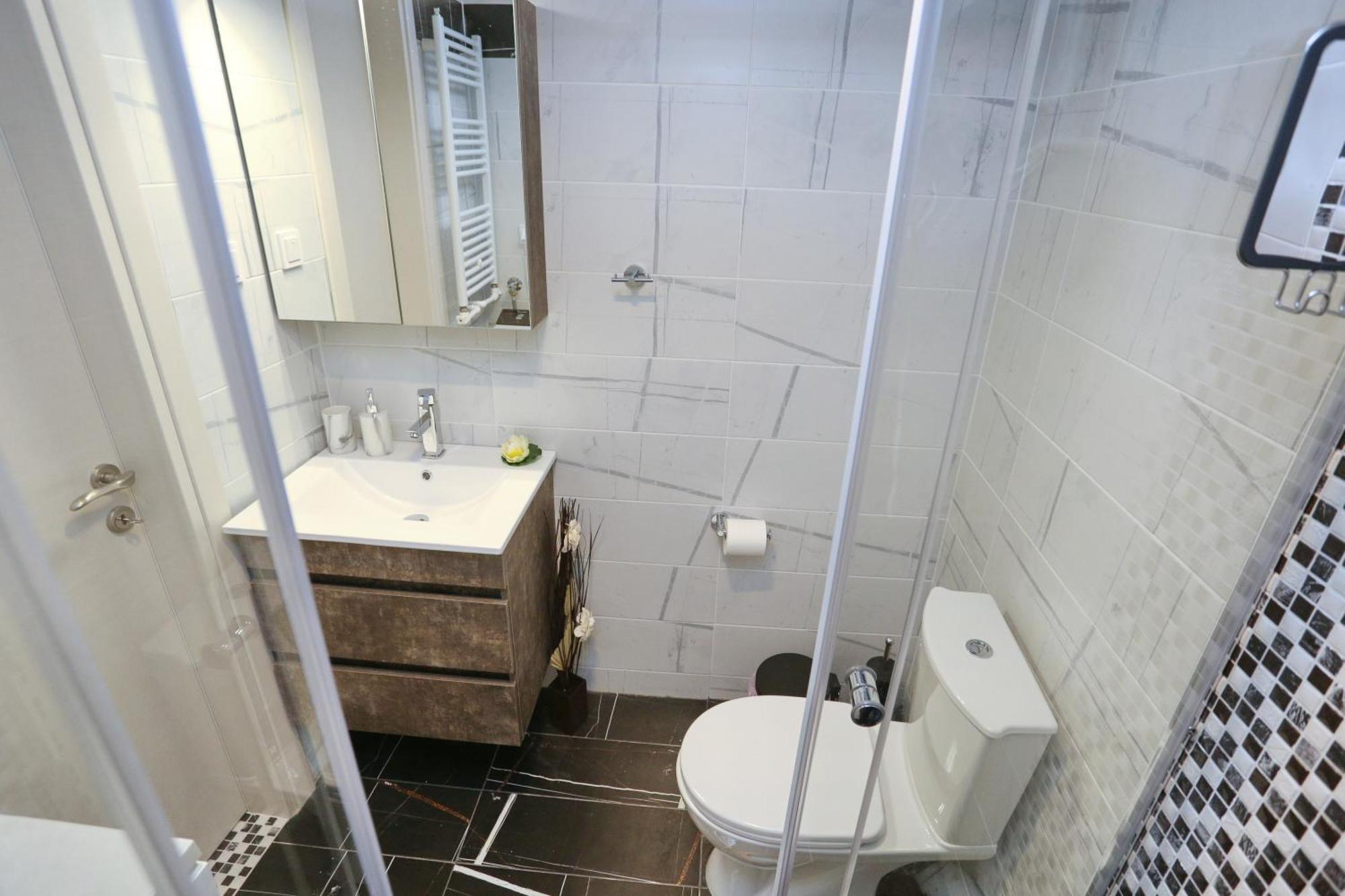 Oli'S Luxury Apartment Thessaloniki Buitenkant foto