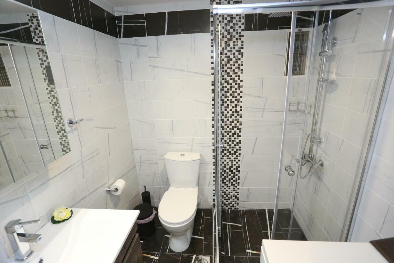 Oli'S Luxury Apartment Thessaloniki Buitenkant foto