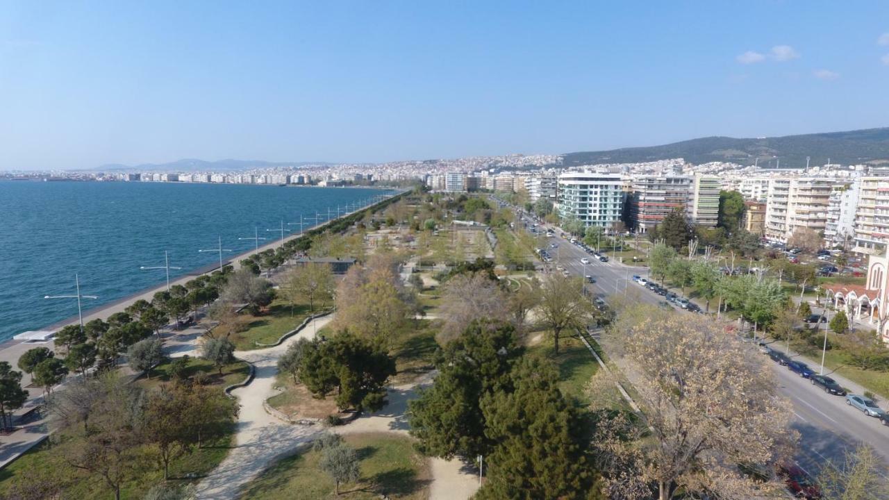 Oli'S Luxury Apartment Thessaloniki Buitenkant foto